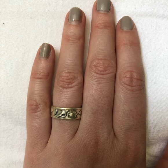 Shell ring - Picture 3 of 3